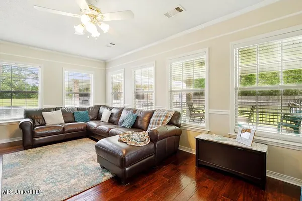 $990,000 | 11084 Road 231, Picayune, MS 39466