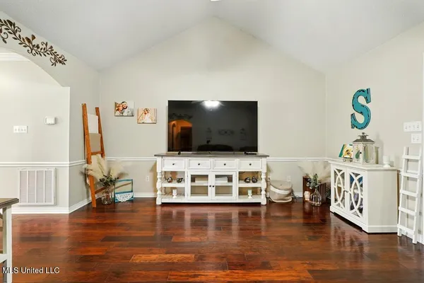 $990,000 | 11084 Road 231, Picayune, MS 39466