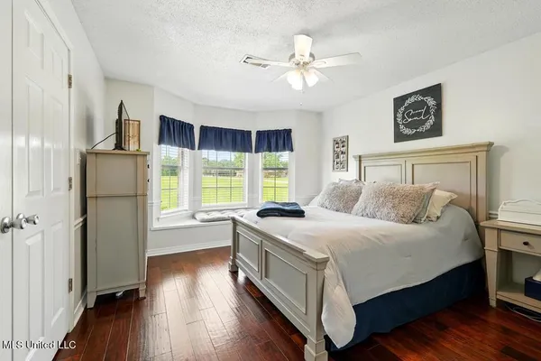 $990,000 | 11084 Road 231, Picayune, MS 39466