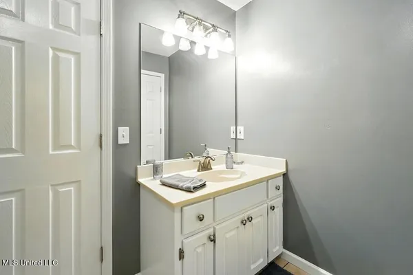 $990,000 | 11084 Road 231, Picayune, MS 39466