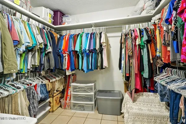 $990,000 | 11084 Road 231, Picayune, MS 39466