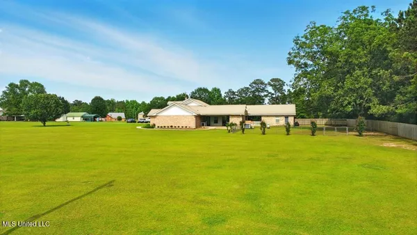 $990,000 | 11084 Road 231, Picayune, MS 39466