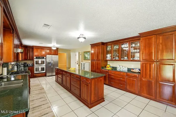 $990,000 | 11084 Road 231, Picayune, MS 39466