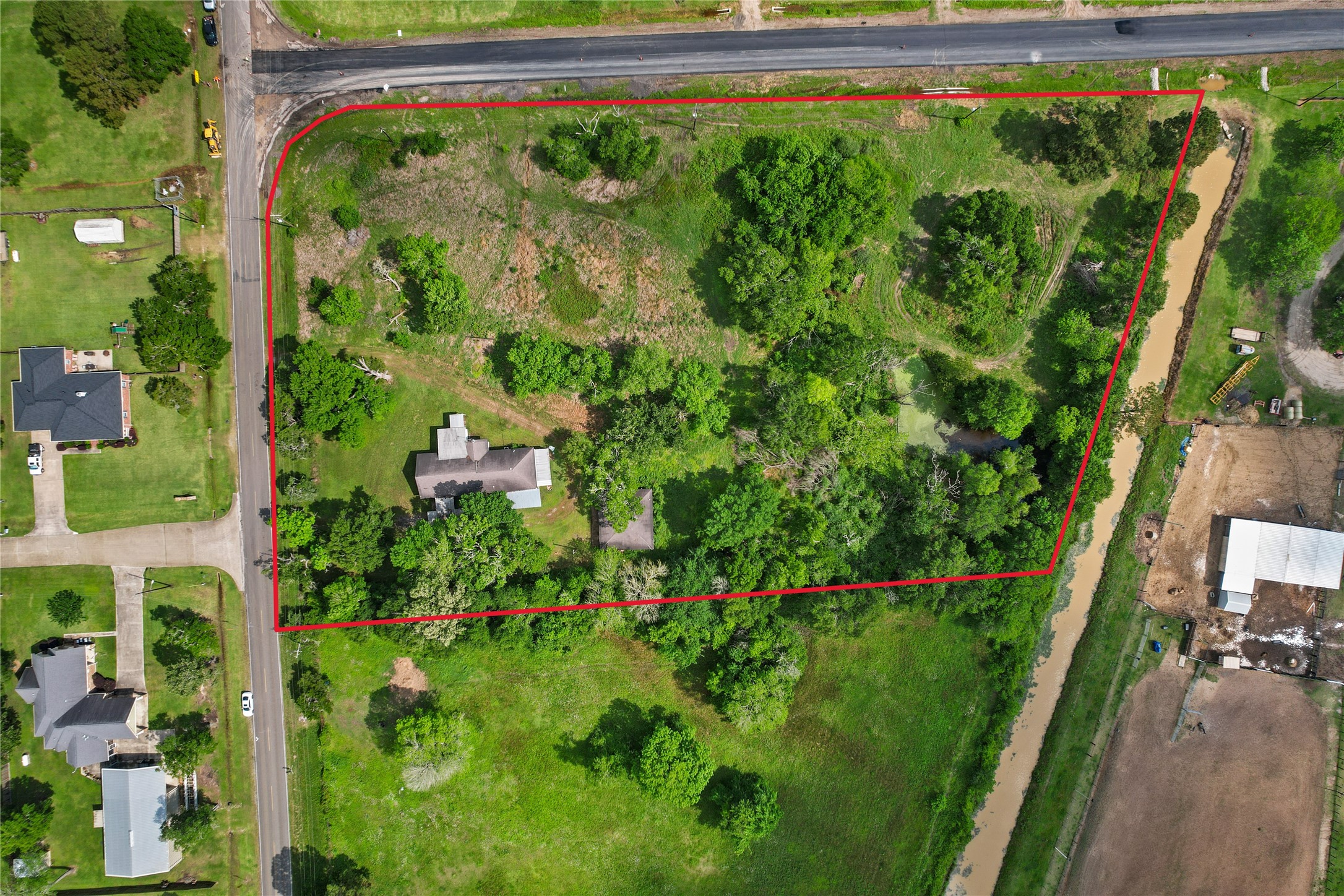 a bird view of a garden