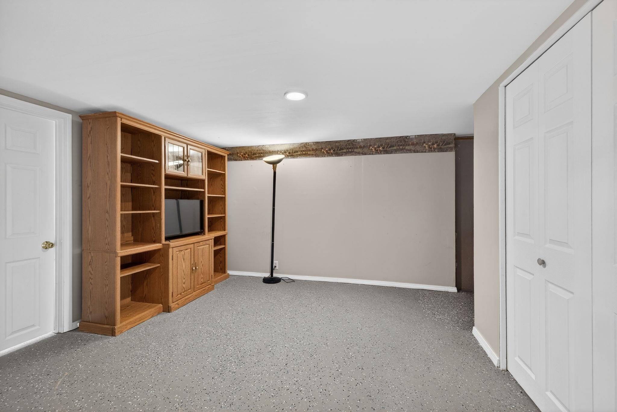 118 River Road Manchester, NH 03104 - Photo 29 of 42 Gallery Image 29
