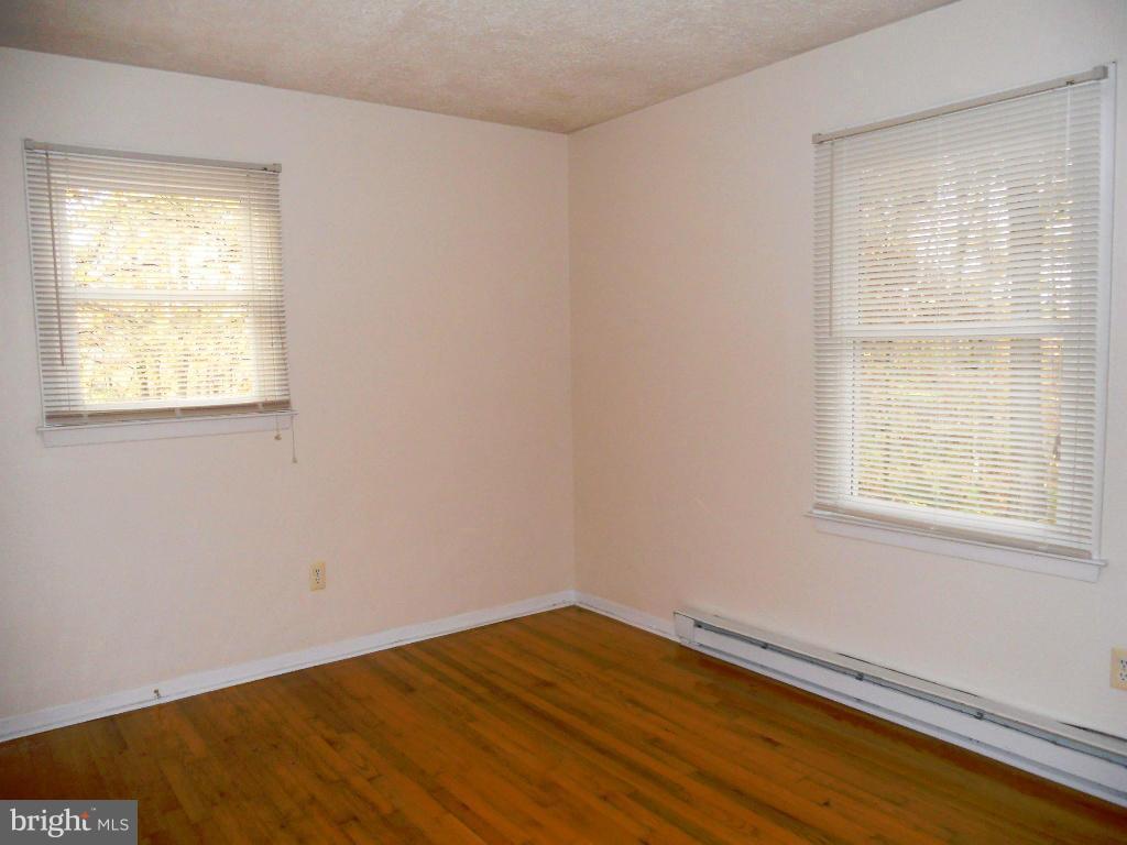 1410 Pinch Valley Road Westminster, MD 21158 - Photo 7 of 20 Bedroom