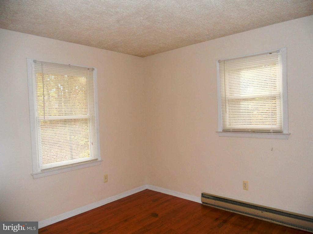 1410 Pinch Valley Road Westminster, MD 21158 - Photo 8 of 20 Bedroom