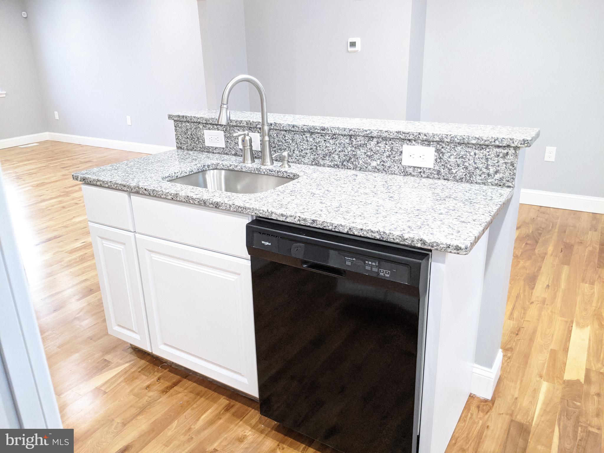 4224 Flowerton Road Baltimore, MD 21229 - Photo 7 of 24