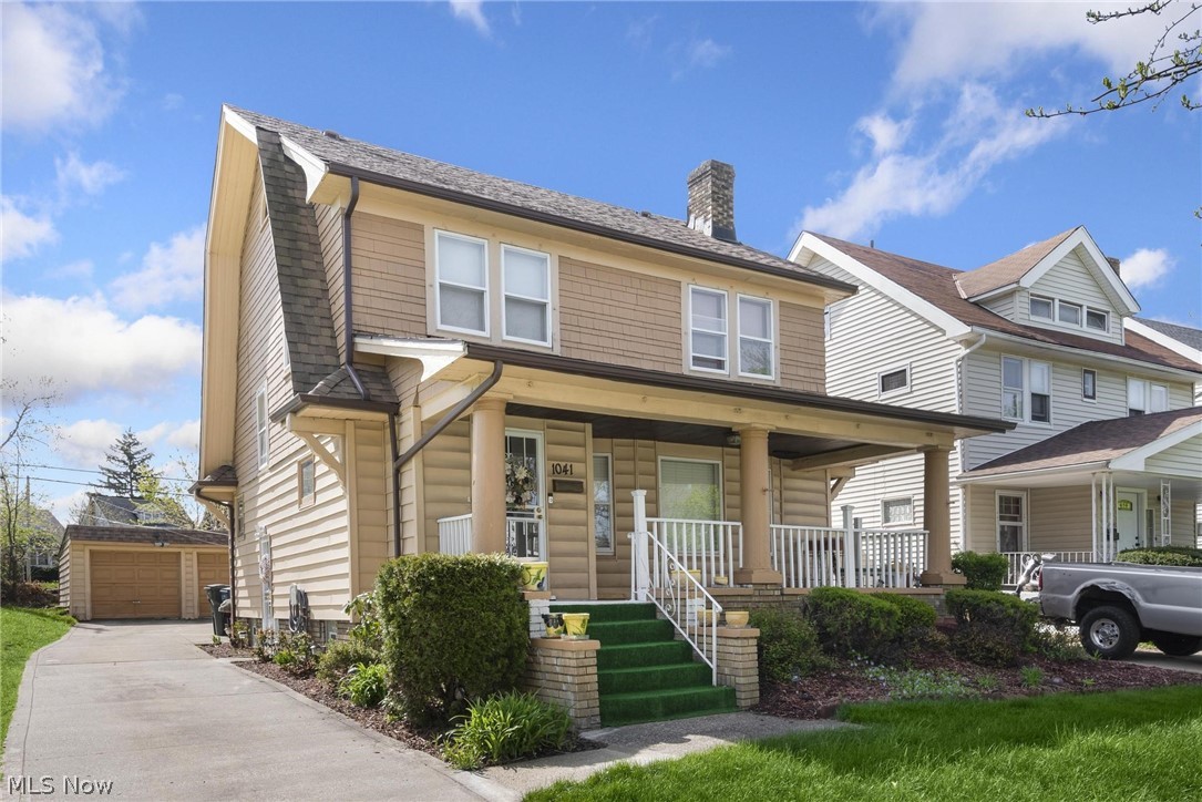 1041 Nela View Road Cleveland Heights, OH 44112 - Photo 2 of 29 Gallery Image 2
