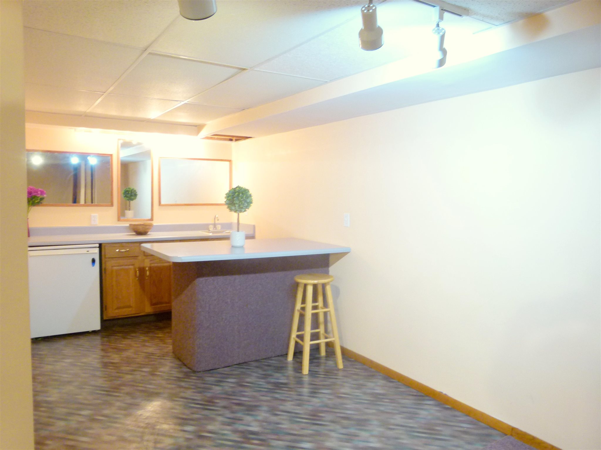 2075 Maple Run Warsaw, IN 46580 - Photo 20 of 36 Gallery Image 20