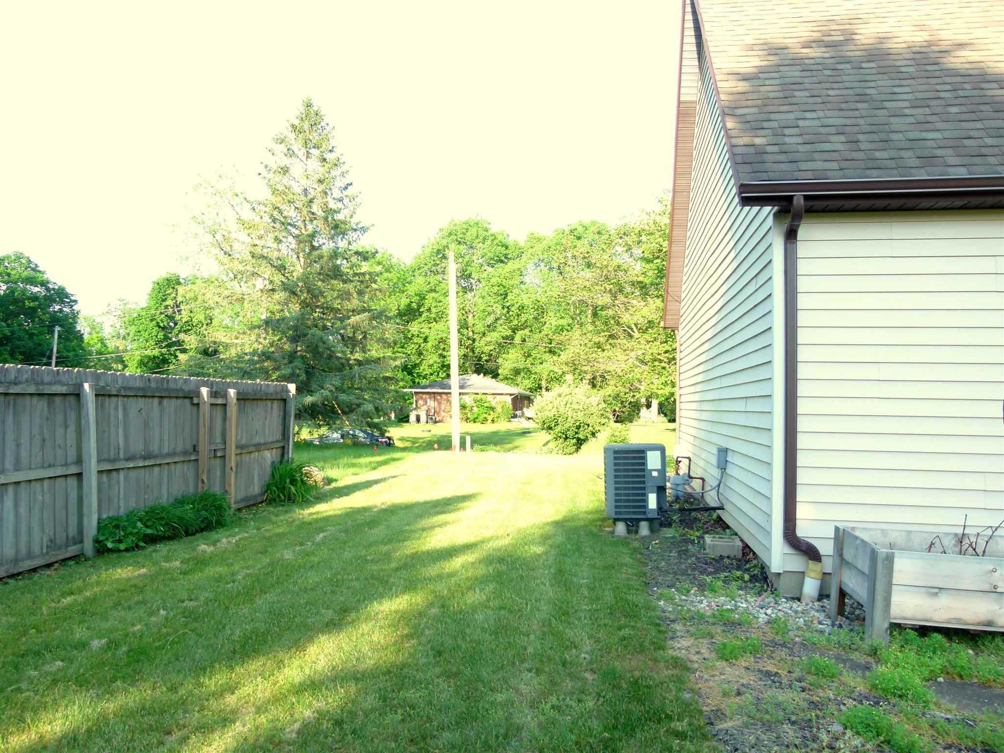 2075 Maple Run Warsaw, IN 46580 - Photo 30 of 36 Gallery Image 30