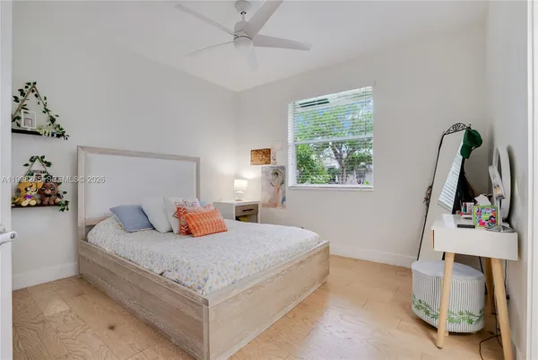 $1,195,000 | 3085 Lakewood Circle, Weston, FL 33332