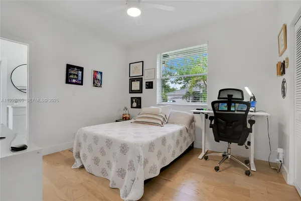 $1,195,000 | 3085 Lakewood Circle, Weston, FL 33332