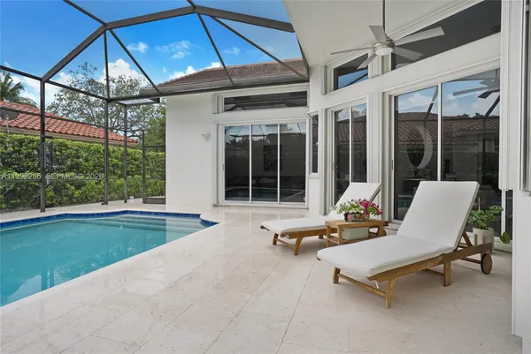 $1,195,000 | 3085 Lakewood Circle, Weston, FL 33332
