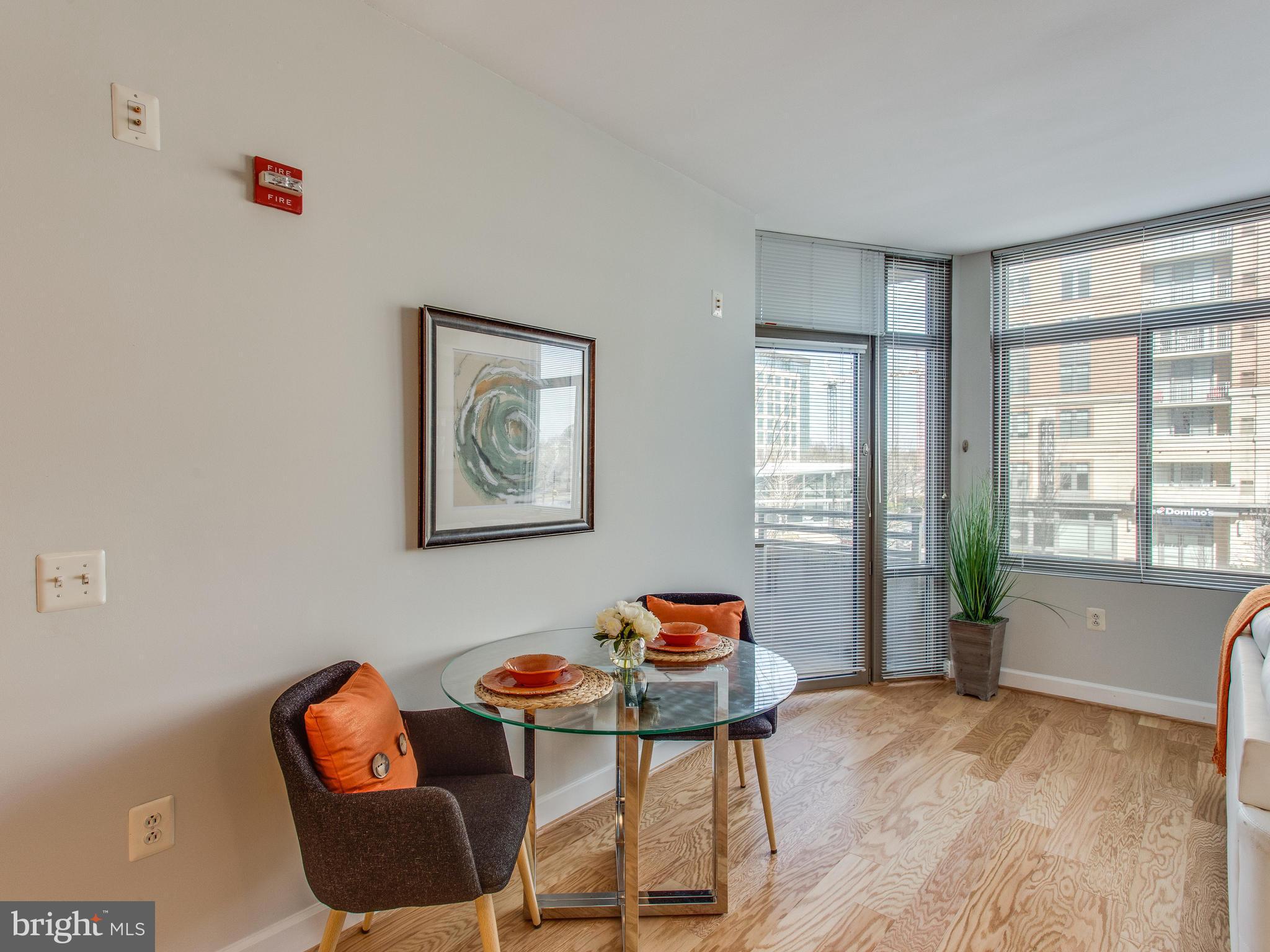 3650 South Glebe Road, Unit 246 Arlington, VA 22202 - Photo 5 of 30 Dining Room