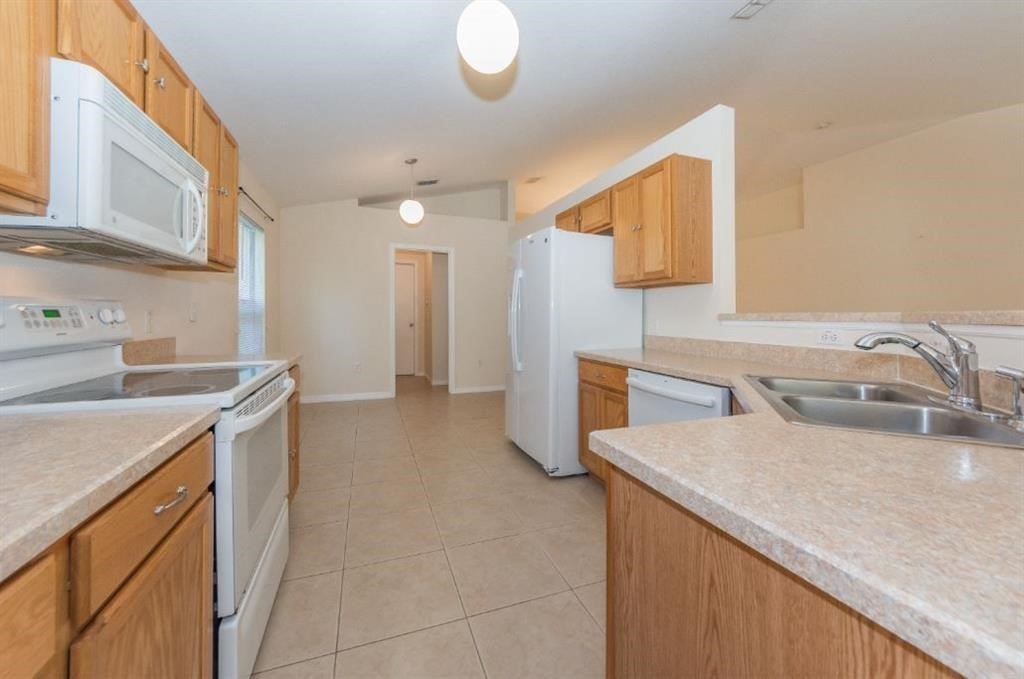 141 Morgan Circle Sebastian, FL 32958 - Photo 13 of 33
