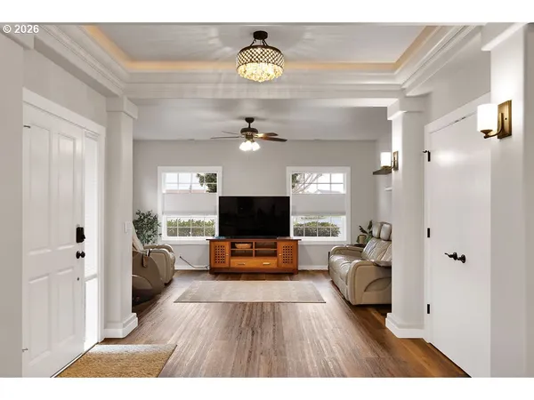 $685,000 | 3335 Lake Glenn Drive, Eugene, OR 97408
