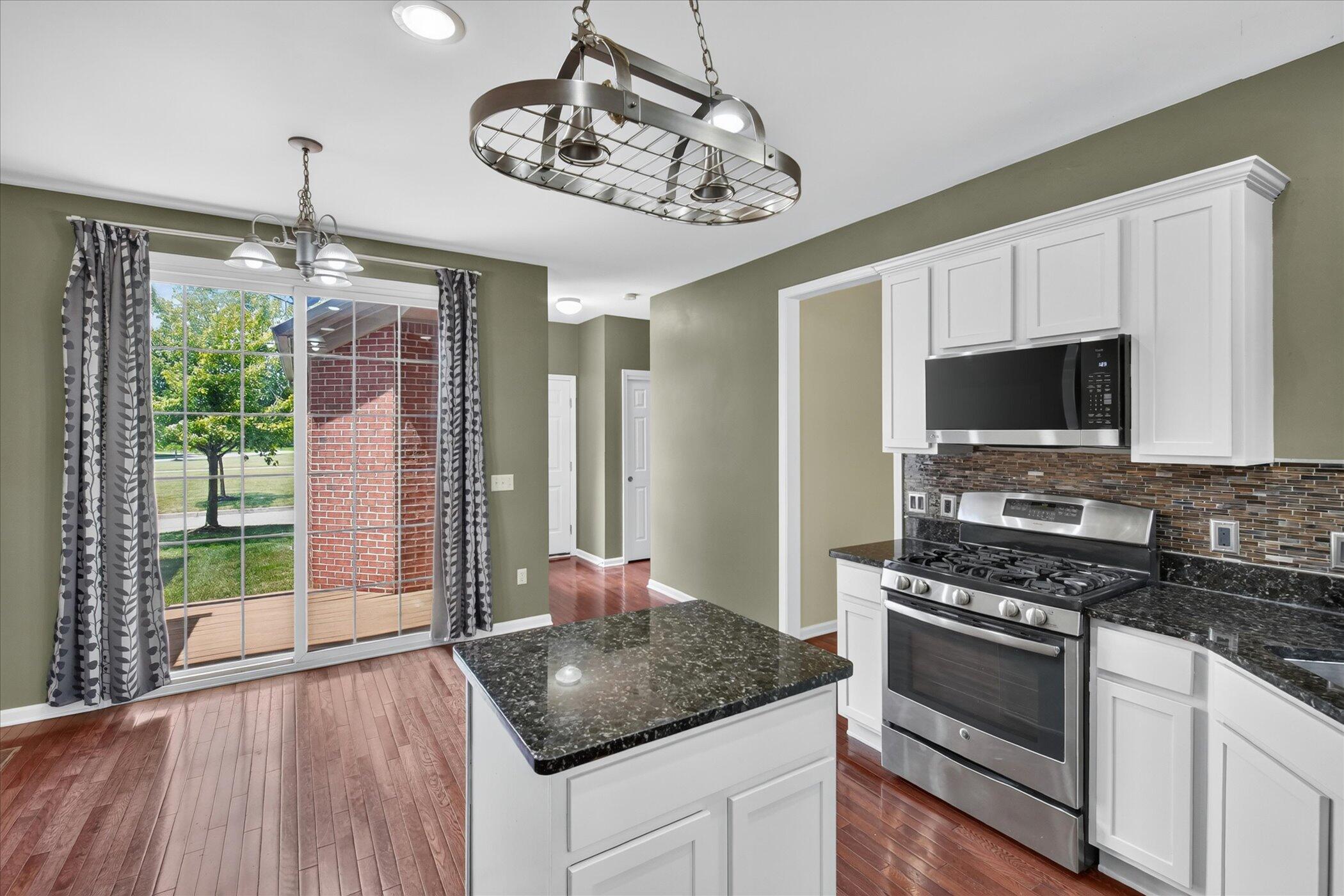 49816 Potomac Road, Unit 81 Canton, MI 48188 - Photo 16 of 49 18-49816-Potomac-Rd-Canton-Township-Wind