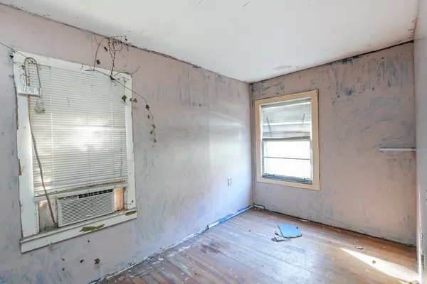 $55,000 | 2863 Shadow Lawn Lane, Momence, IL 60954