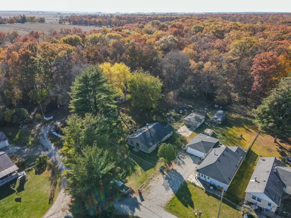 $55,000 | 2863 Shadow Lawn Lane, Momence, IL 60954