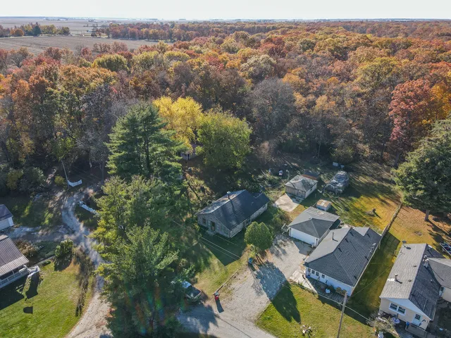 $79,900 | 2863 Shadow Lawn Lane, Momence, IL 60954