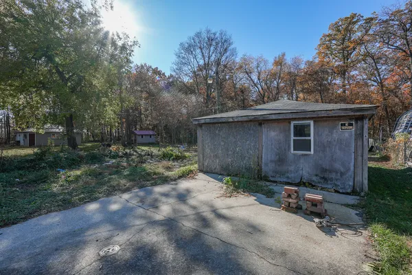 $55,000 | 2863 Shadow Lawn Lane, Momence, IL 60954