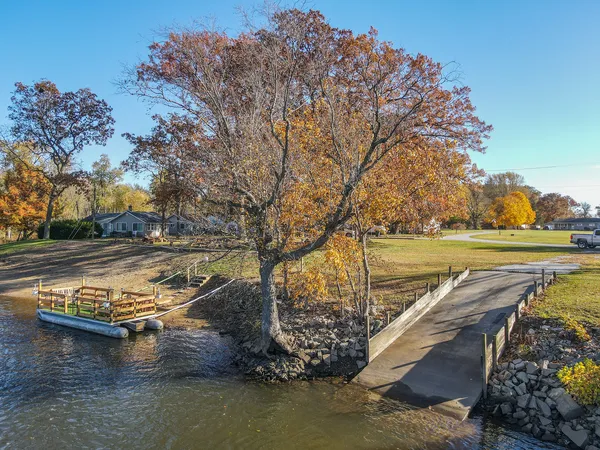 $55,000 | 2863 Shadow Lawn Lane, Momence, IL 60954