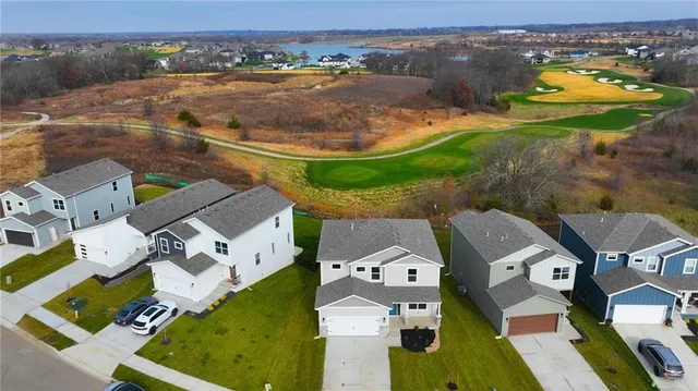 $499,950 | 708 Glenn Circle, Raymore, MO 64083