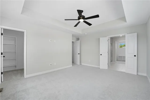 $499,950 | 708 Glenn Circle, Raymore, MO 64083