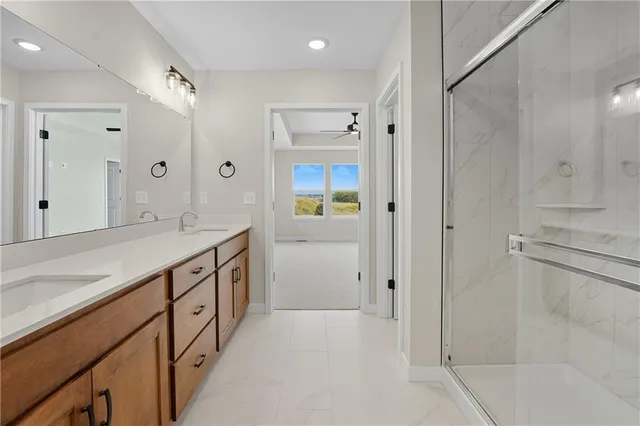 $499,950 | 708 Glenn Circle, Raymore, MO 64083