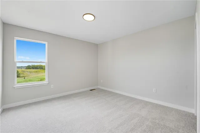 $499,950 | 708 Glenn Circle, Raymore, MO 64083