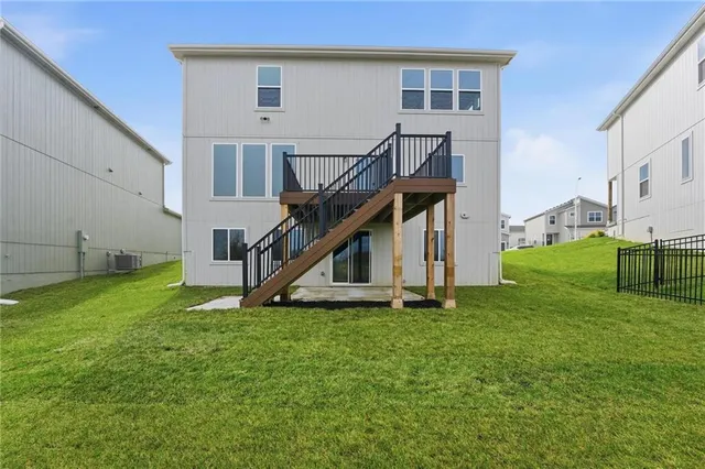 $499,950 | 708 Glenn Circle, Raymore, MO 64083