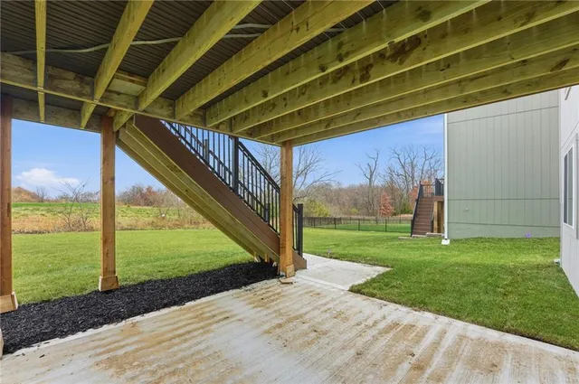 $499,950 | 708 Glenn Circle, Raymore, MO 64083