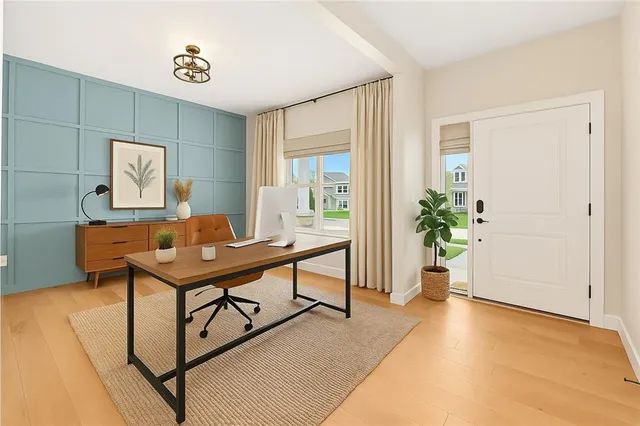 $499,950 | 708 Glenn Circle, Raymore, MO 64083