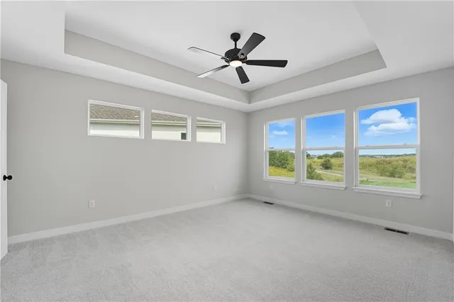 $499,950 | 708 Glenn Circle, Raymore, MO 64083