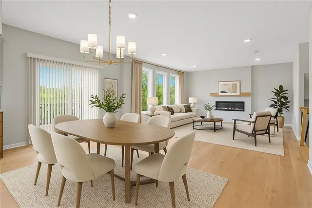 $499,950 | 708 Glenn Circle, Raymore, MO 64083