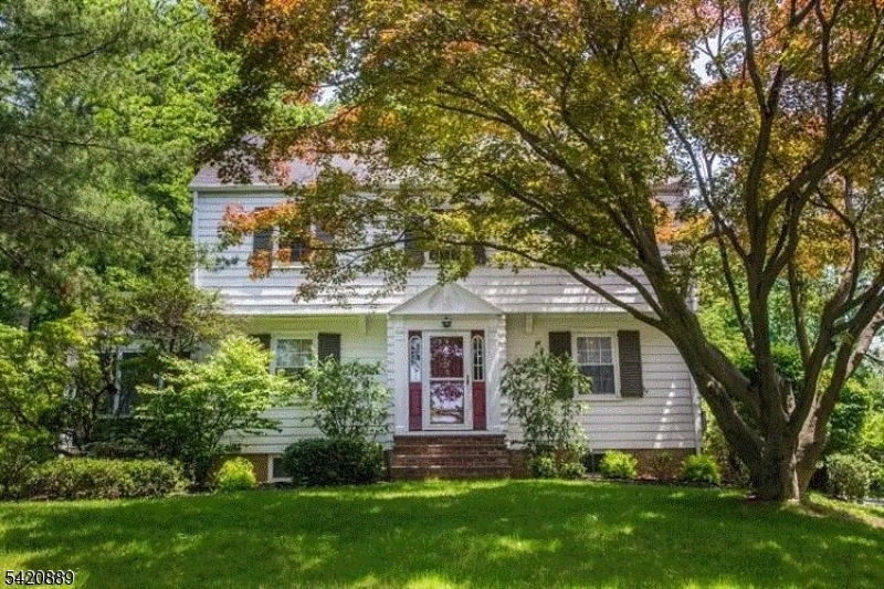 751 Fairmount Avenue Chatham, NJ 07928 - Photo 1 of 21