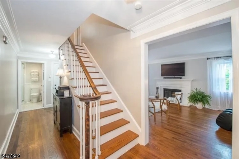 751 Fairmount Avenue Chatham, NJ 07928 - Photo 3 of 21