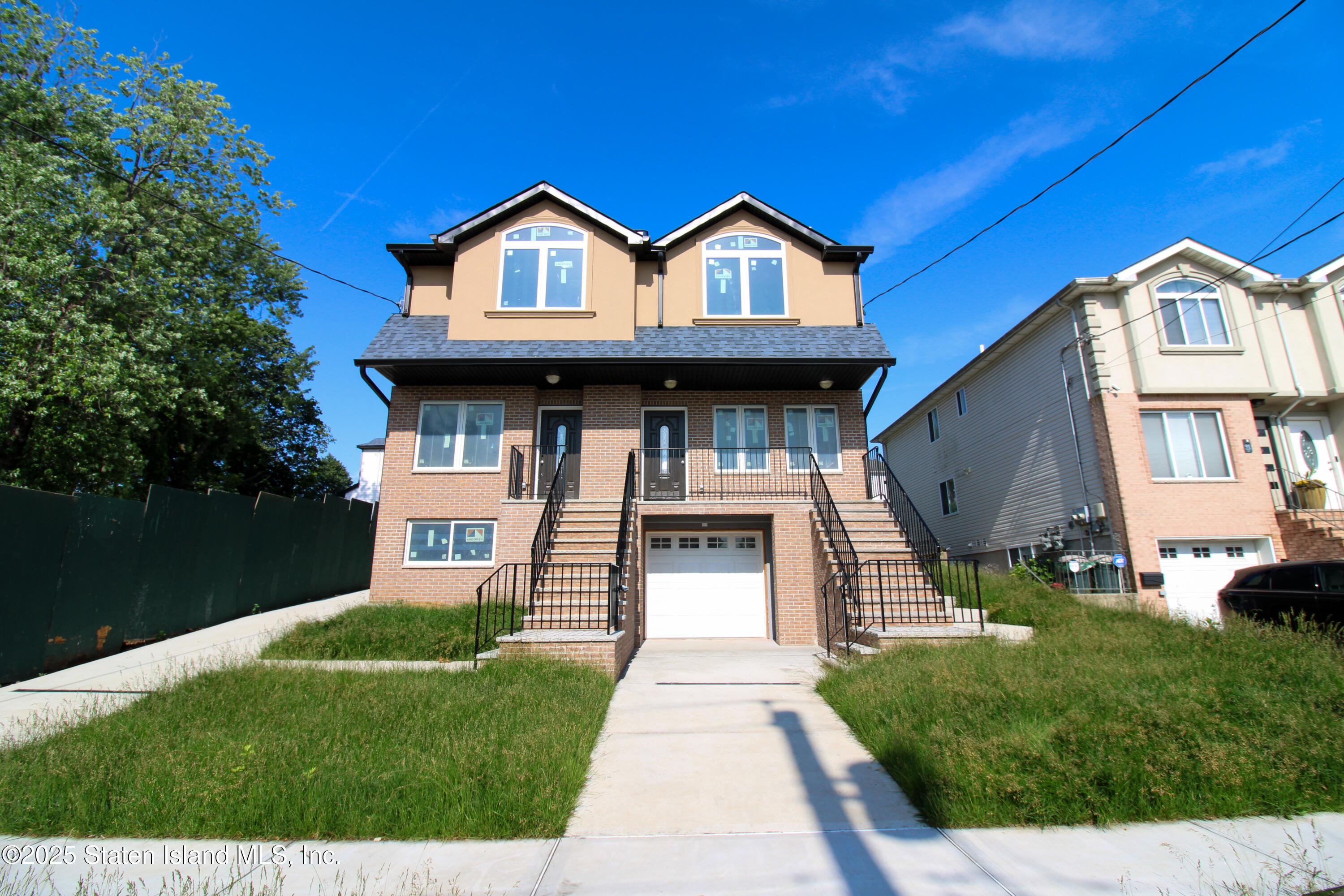 85 Perry Avenue Staten Island, NY 10314 - Photo 1 of 19 front