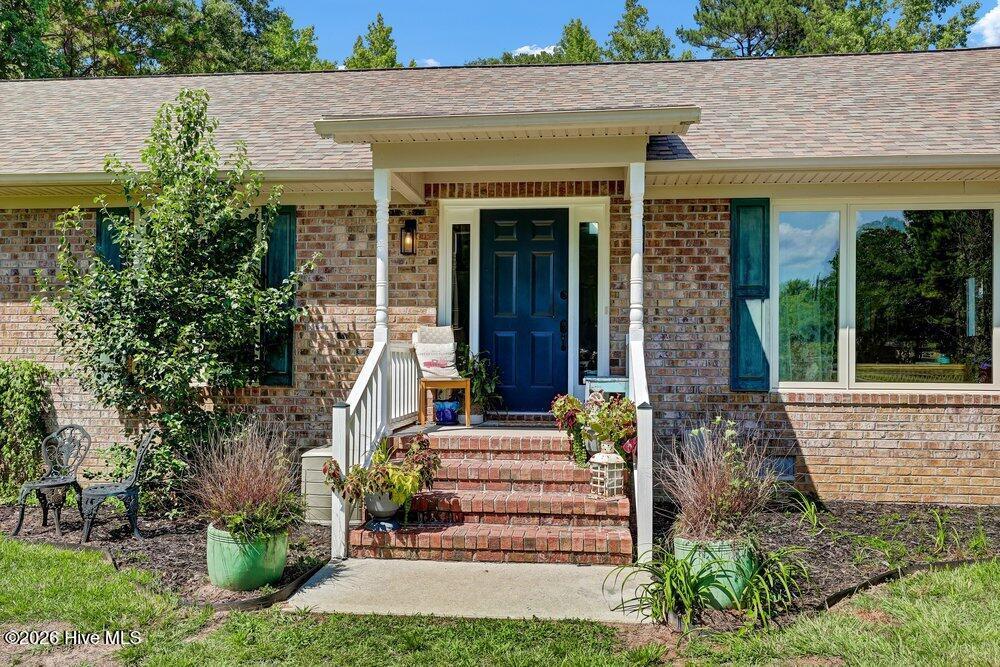 770 Bridal Creek Road Burgaw, NC 28425 - Photo 2 of 34