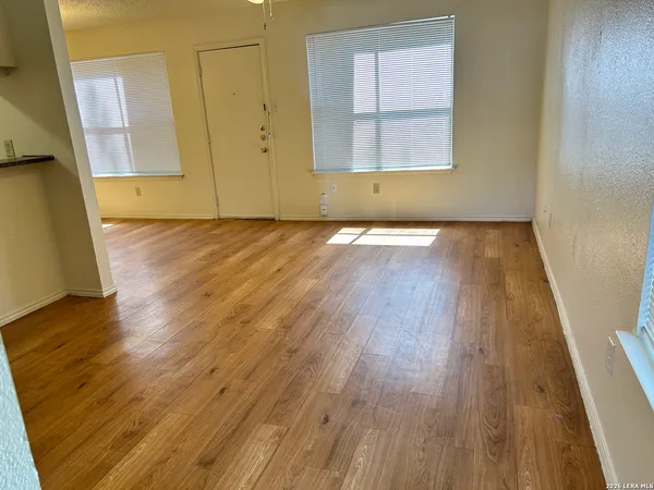 $1,175 | 14445 Woods Hole Drive, San Antonio, TX 78233