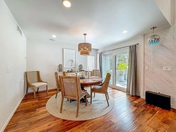 $695,000 | 1445 Landings Circle, Unit 69, Sarasota, FL 34231