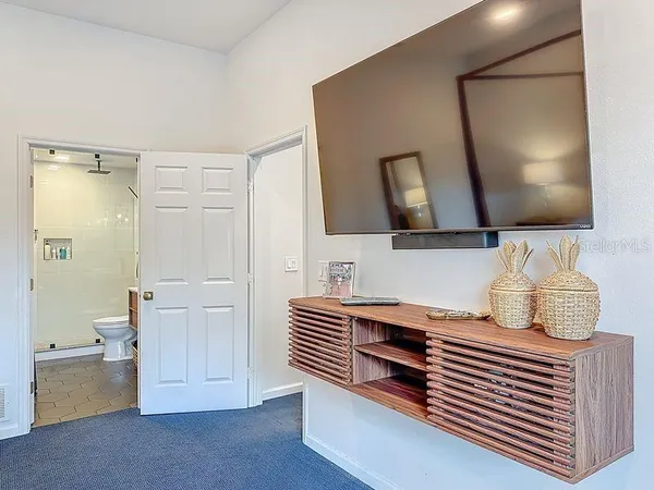 $695,000 | 1445 Landings Circle, Unit 69, Sarasota, FL 34231