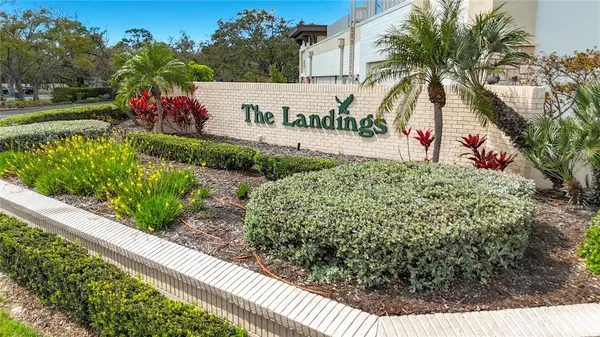 $695,000 | 1445 Landings Circle, Unit 69, Sarasota, FL 34231