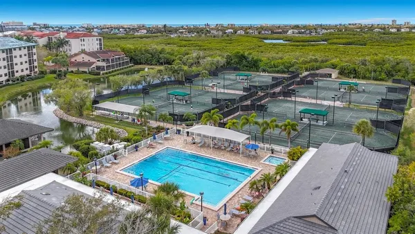 $695,000 | 1445 Landings Circle, Unit 69, Sarasota, FL 34231