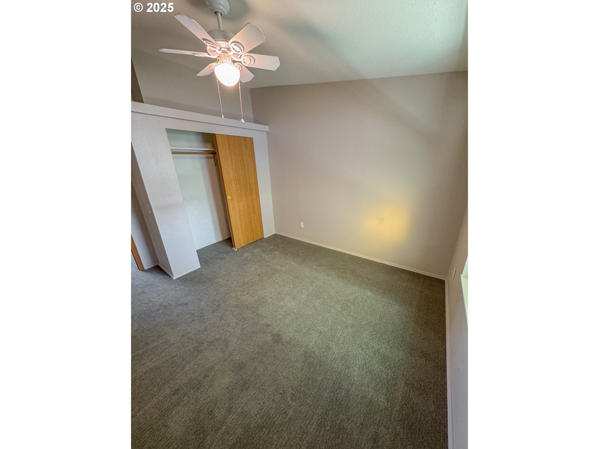 3355 North Delta Highway, Unit 13 Eugene, OR 97408 - Photo 19 of 46