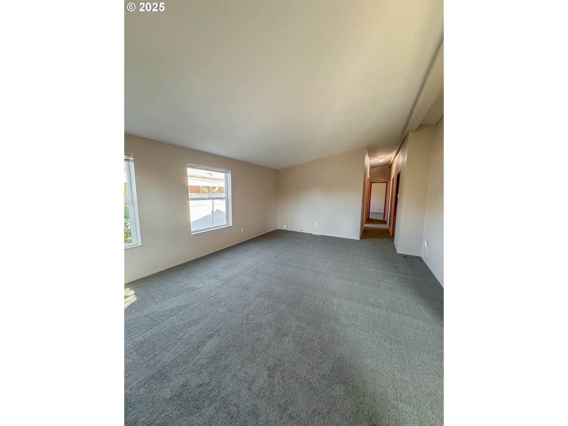 3355 North Delta Highway, Unit 13 Eugene, OR 97408 - Photo 8 of 46