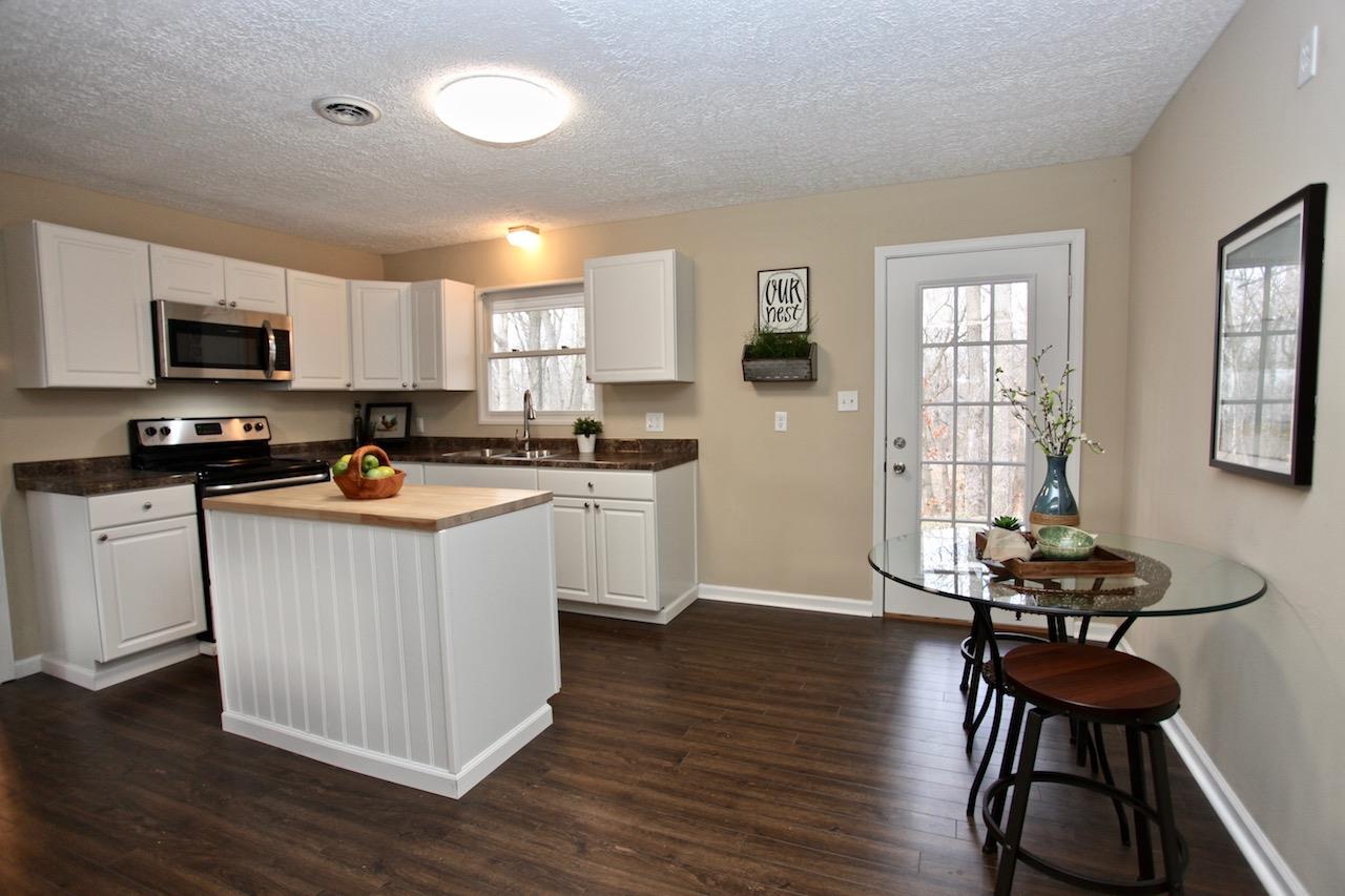 14040 East Edgewater Road Albany, IN 47320 - Photo 13 of 27