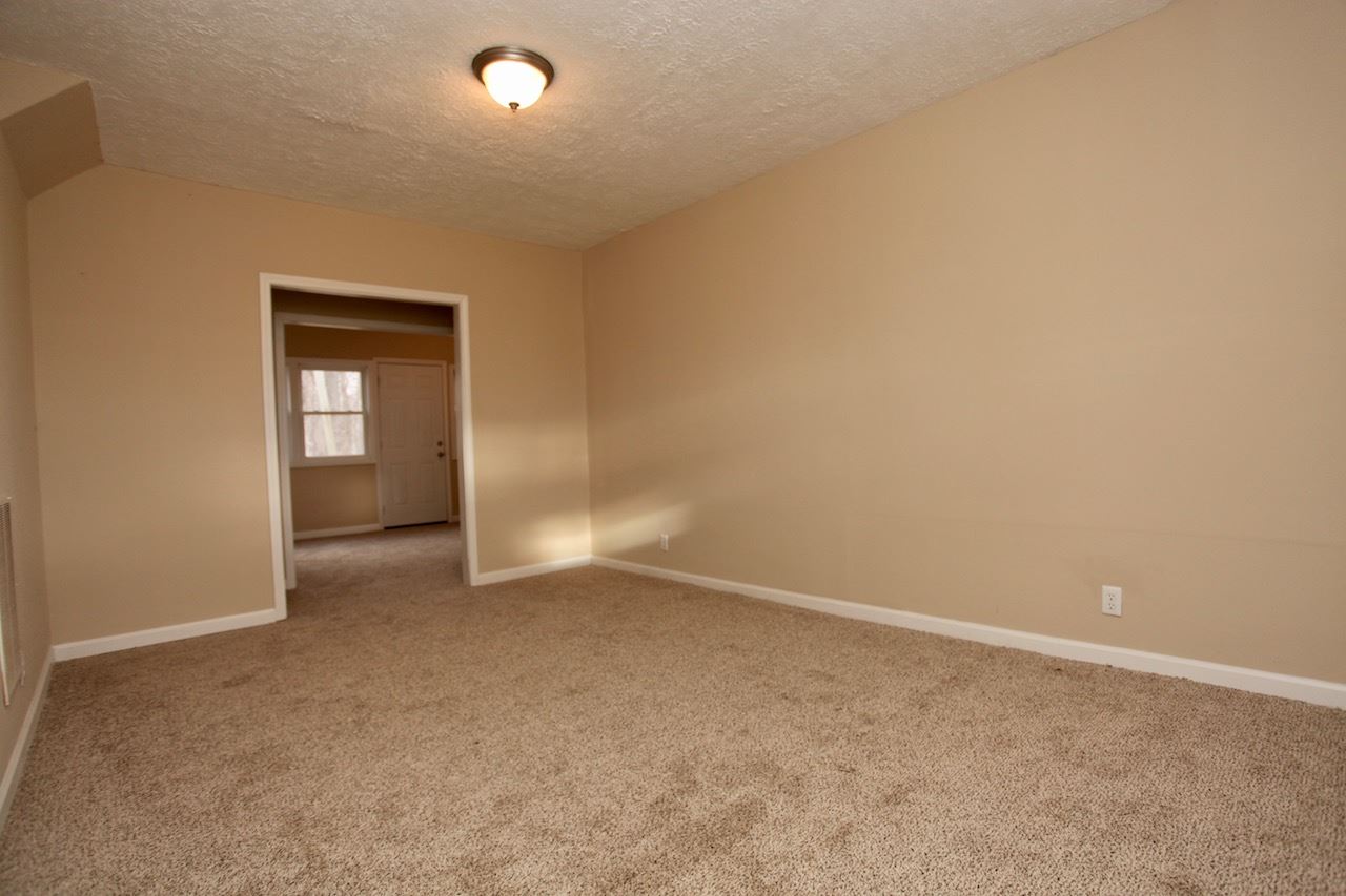 14040 East Edgewater Road Albany, IN 47320 - Photo 14 of 27