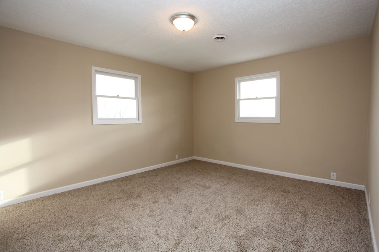 14040 East Edgewater Road Albany, IN 47320 - Photo 20 of 27
